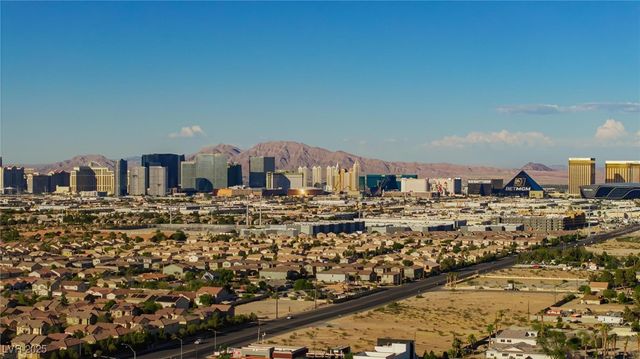 135 East Harmon Avenue 2002 & 2004, Las Vegas, NV 89109