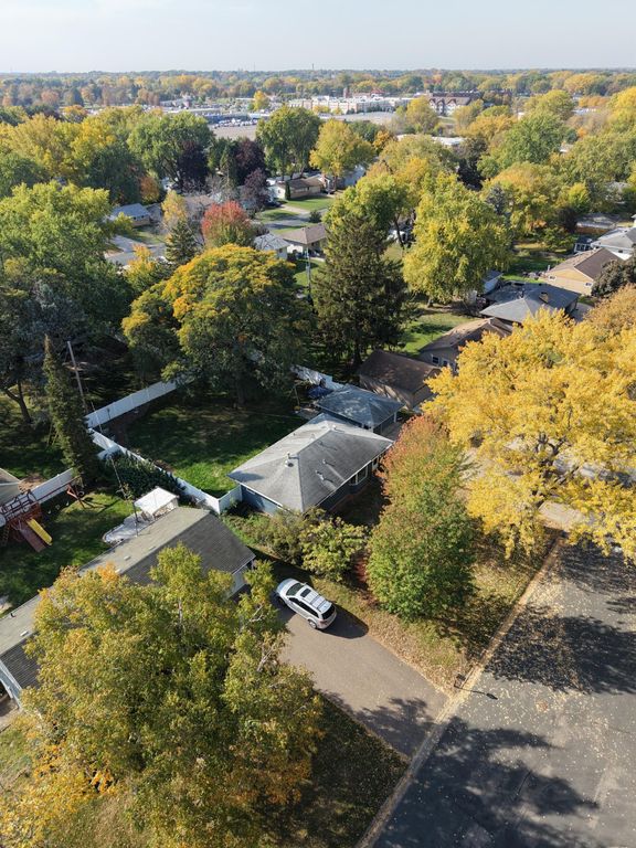 7701 46th Avenue N, New Hope, MN 55428 — photo 2