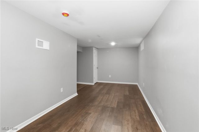 5165 Camden Road, Maple Heights, OH 44137