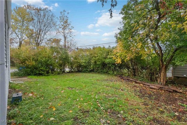 5165 Camden Road, Maple Heights, OH 44137