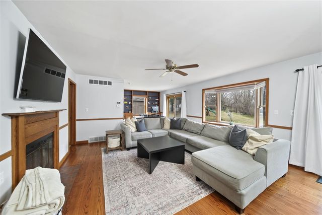 1544 Brookfield Court, Adrian, MI 49221