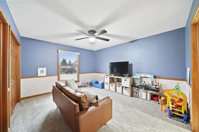 1544 Brookfield Court, Adrian, MI 49221