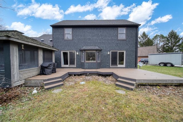 1544 Brookfield Court, Adrian, MI 49221