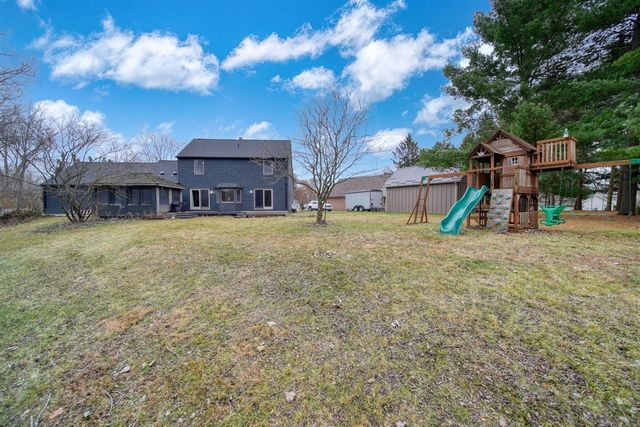 1544 Brookfield Court, Adrian, MI 49221