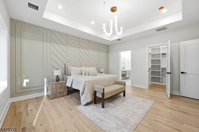 11 Elmwood Ct, Livingston Twp., NJ 07039