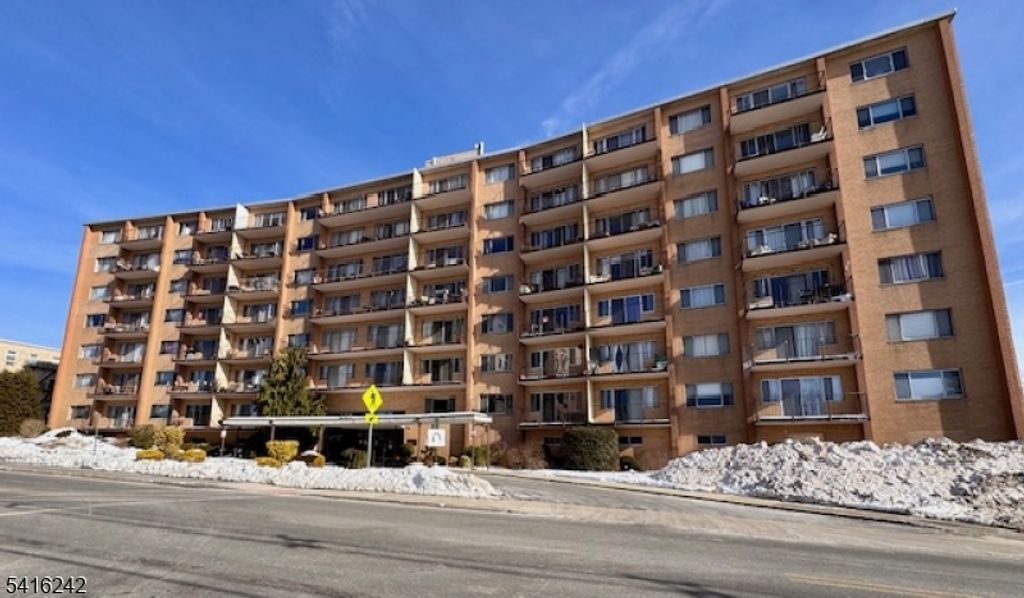 265 Main 108, Ridgefield Park Village, NJ 07660