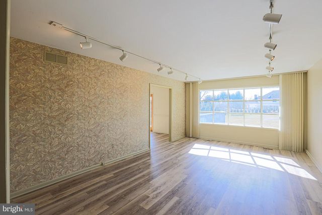 14005 FOXLAND RD, Phoenix, MD 21131