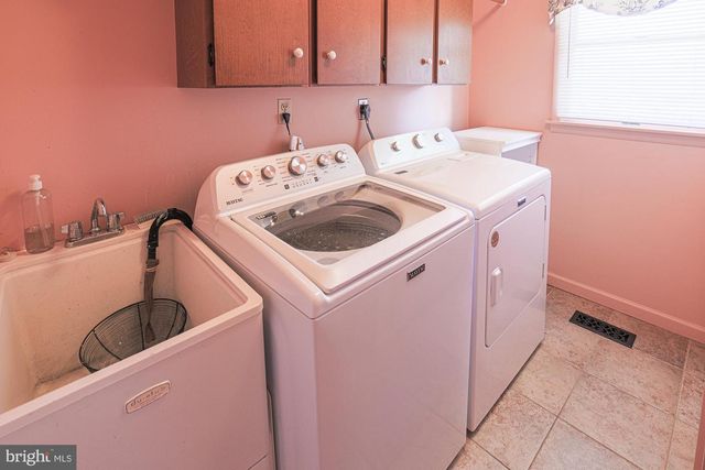 14005 FOXLAND RD, Phoenix, MD 21131