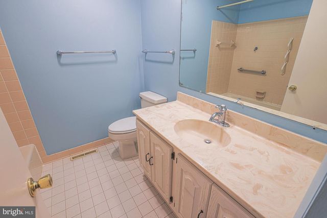 14005 FOXLAND RD, Phoenix, MD 21131