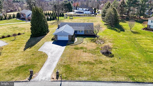 14005 FOXLAND RD, Phoenix, MD 21131