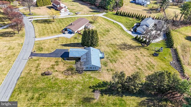 14005 FOXLAND RD, Phoenix, MD 21131