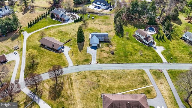 14005 FOXLAND RD, Phoenix, MD 21131