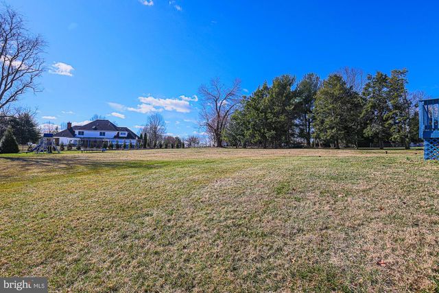 14005 FOXLAND RD, Phoenix, MD 21131