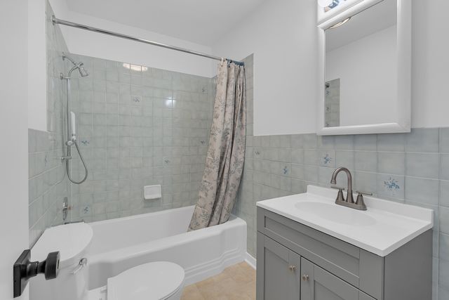 311 Elm Street, Glen Ellyn, IL 60137