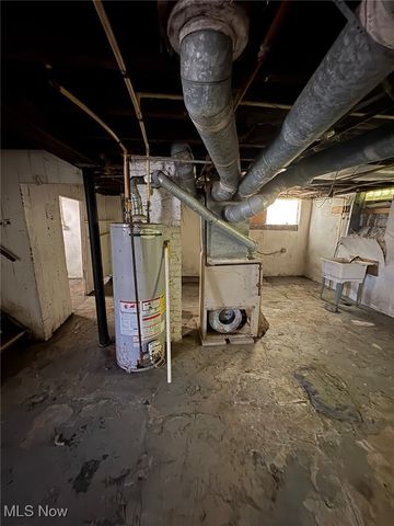 12325 Ingomar Avenue, Cleveland, OH 44108