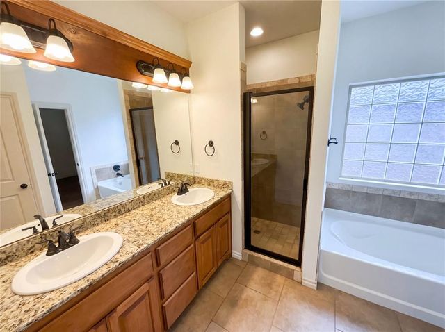 2237 NW 158th Street, Edmond, OK 73013