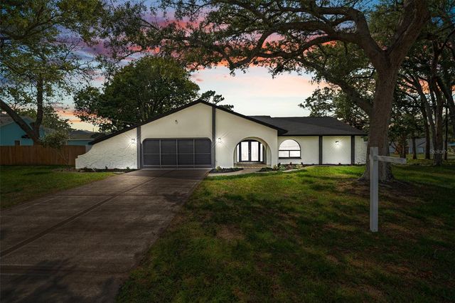 2051 LAREDO AVENUE, Spring Hill, FL 34608