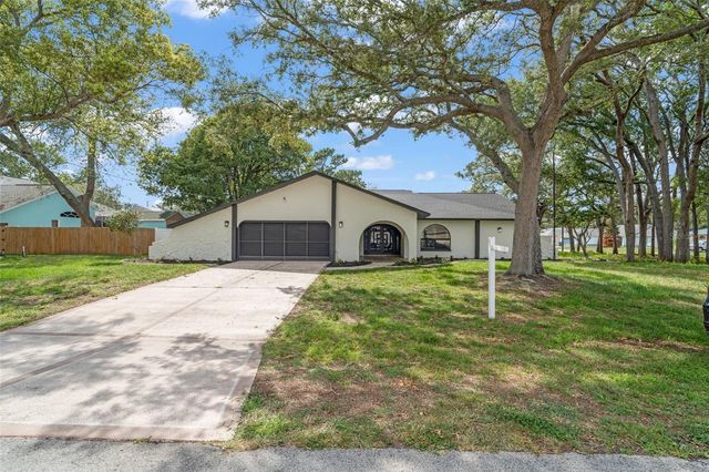 2051 LAREDO AVENUE, Spring Hill, FL 34608