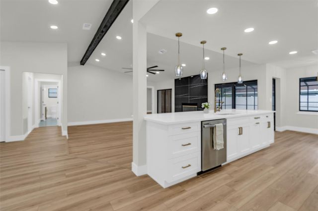 2051 LAREDO AVENUE, Spring Hill, FL 34608