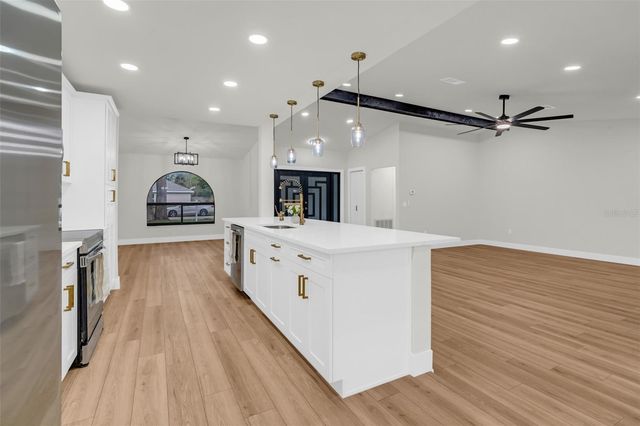 2051 LAREDO AVENUE, Spring Hill, FL 34608