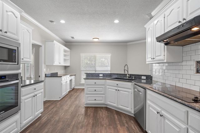 2900 Brandy LN, Georgetown, TX 78628