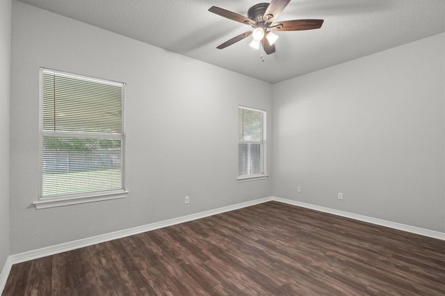 2900 Brandy LN, Georgetown, TX 78628