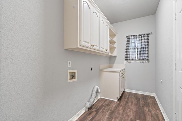 2900 Brandy LN, Georgetown, TX 78628