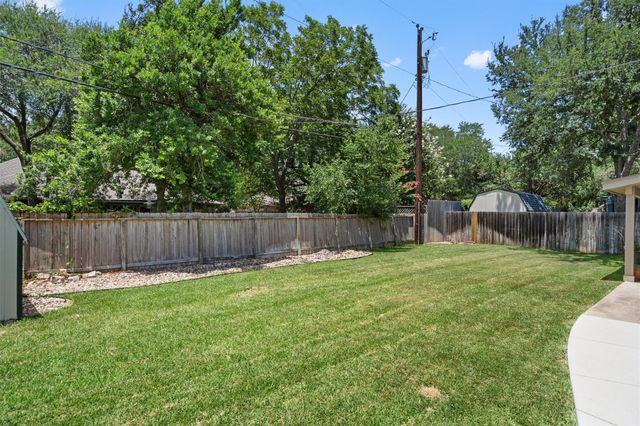 2900 Brandy LN, Georgetown, TX 78628