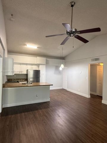 921 Lyons Rd 3205, Coconut Creek, FL 33063