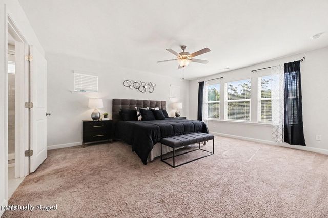 447 Forestview Crest Way, Fuquay Varina, NC 27526