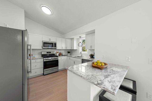 4124 New York Avenue, Eagan, MN 55123