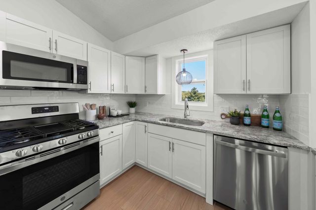 4124 New York Avenue, Eagan, MN 55123