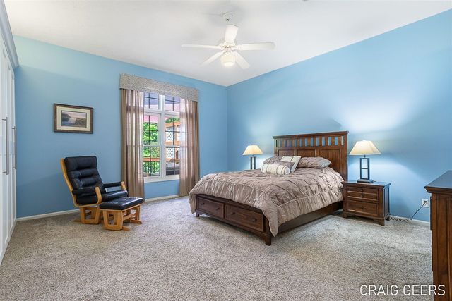 2521 Forest Bluff Drive 27, Grand Rapids, MI 49546
