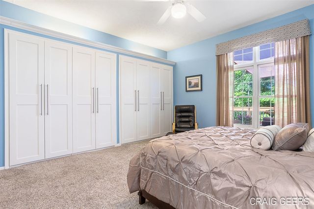 2521 Forest Bluff Drive 27, Grand Rapids, MI 49546