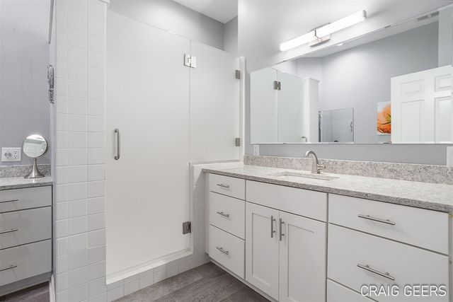 2521 Forest Bluff Drive 27, Grand Rapids, MI 49546