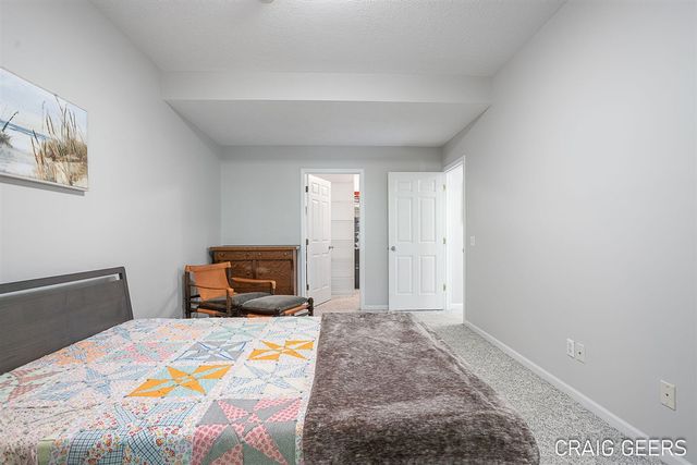 2521 Forest Bluff Drive 27, Grand Rapids, MI 49546