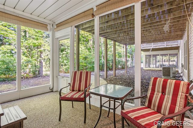 2521 Forest Bluff Drive 27, Grand Rapids, MI 49546