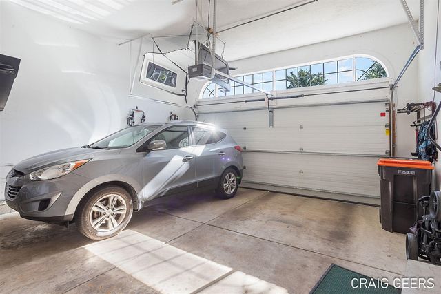 2521 Forest Bluff Drive 27, Grand Rapids, MI 49546