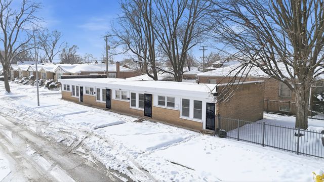 12300 S Elizabeth Street 3, Calumet Park, IL 60827