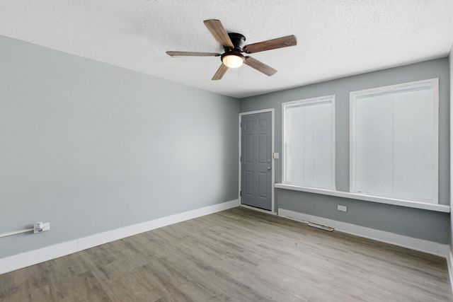 12300 S Elizabeth Street 3, Calumet Park, IL 60827