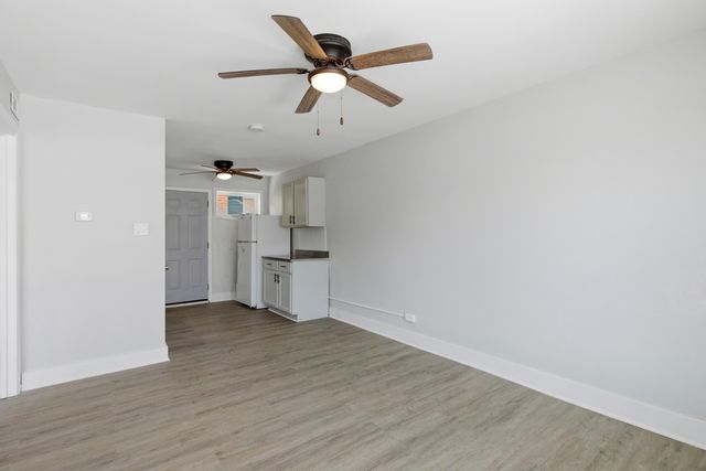 12300 S Elizabeth Street 3, Calumet Park, IL 60827