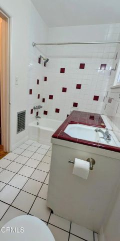 1500 Verd Oaks Drive, Glendale, CA 91205