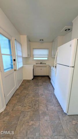 1500 Verd Oaks Drive, Glendale, CA 91205