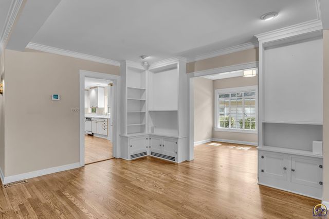 2 SW Westboro PL, Topeka, KS 66604