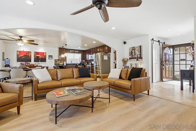 14610 Fairburn St., Poway, CA 92064