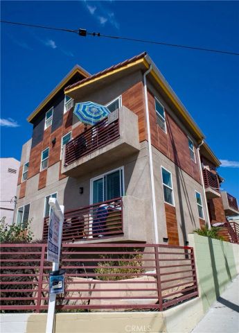 2021 Miramar Street, Los Angeles, CA 90057