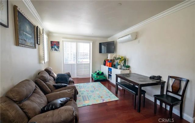 2021 Miramar Street, Los Angeles, CA 90057