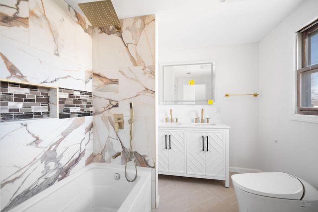 2022 Lincoln STREET, Two Rivers, WI 54241