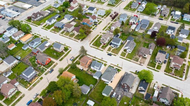 2022 Lincoln STREET, Two Rivers, WI 54241