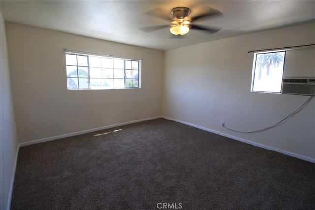 1051 W 46th, Los Angeles, CA 90037